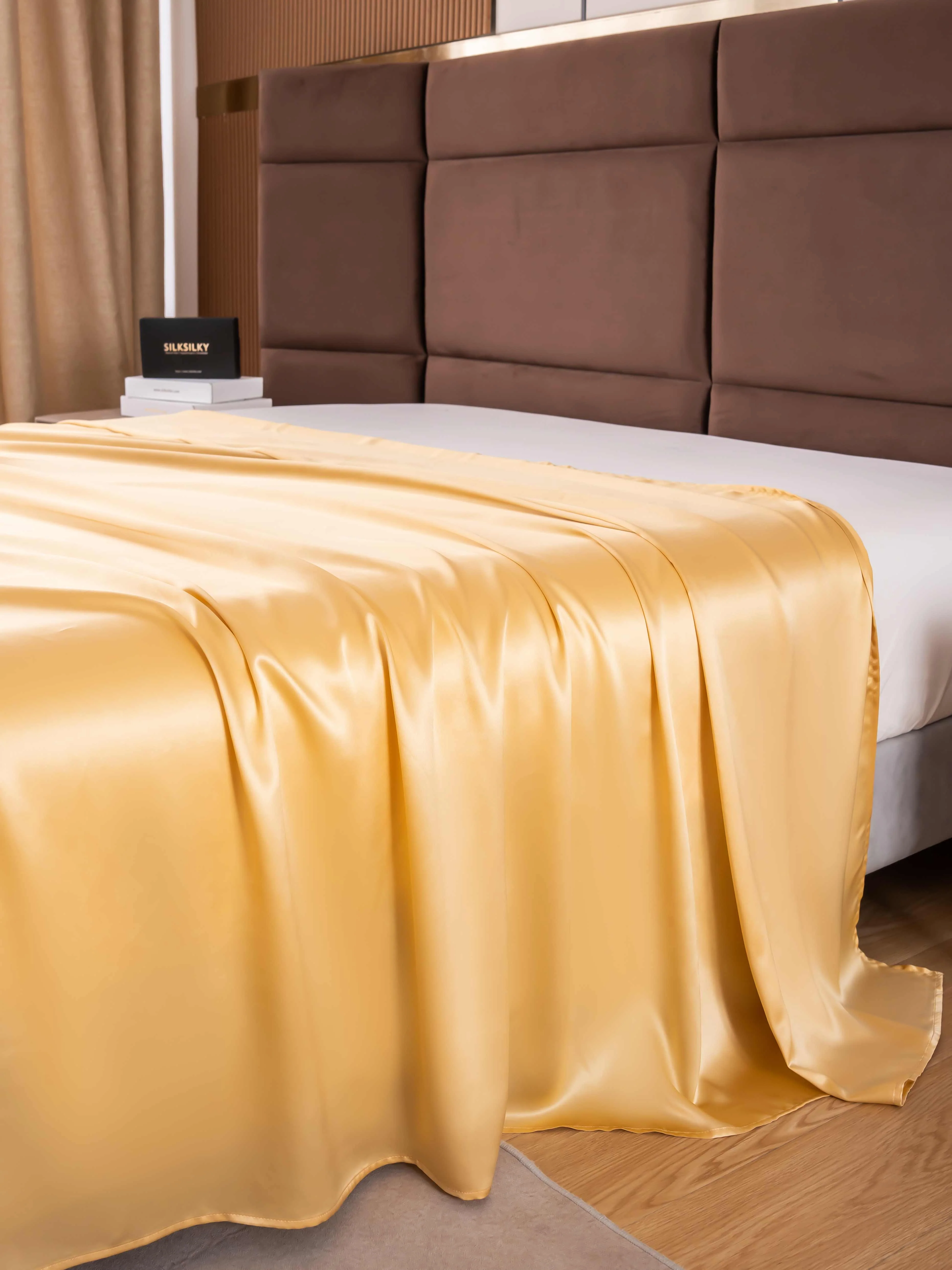 19Momme Mulberry Silk Seamless Flat Sheet - Image 3