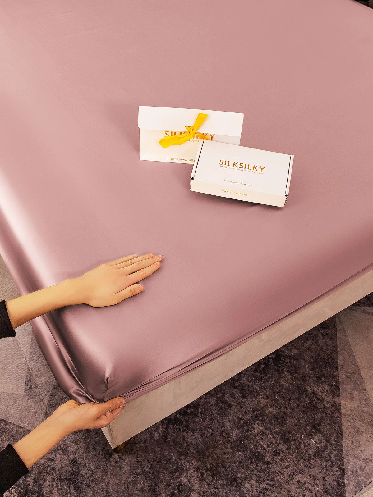 19Momme Mulberry Silk Seamless Fitted Sheet - Image 75