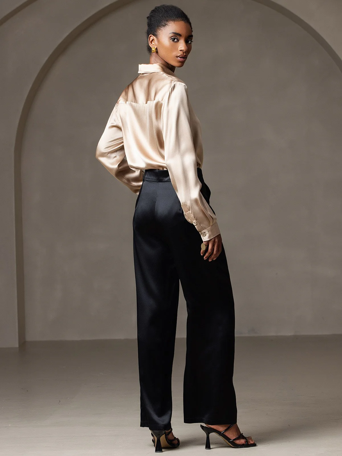 19Momme Silk Long Sleeve Lapel Collar Women's Shirt - Image 4