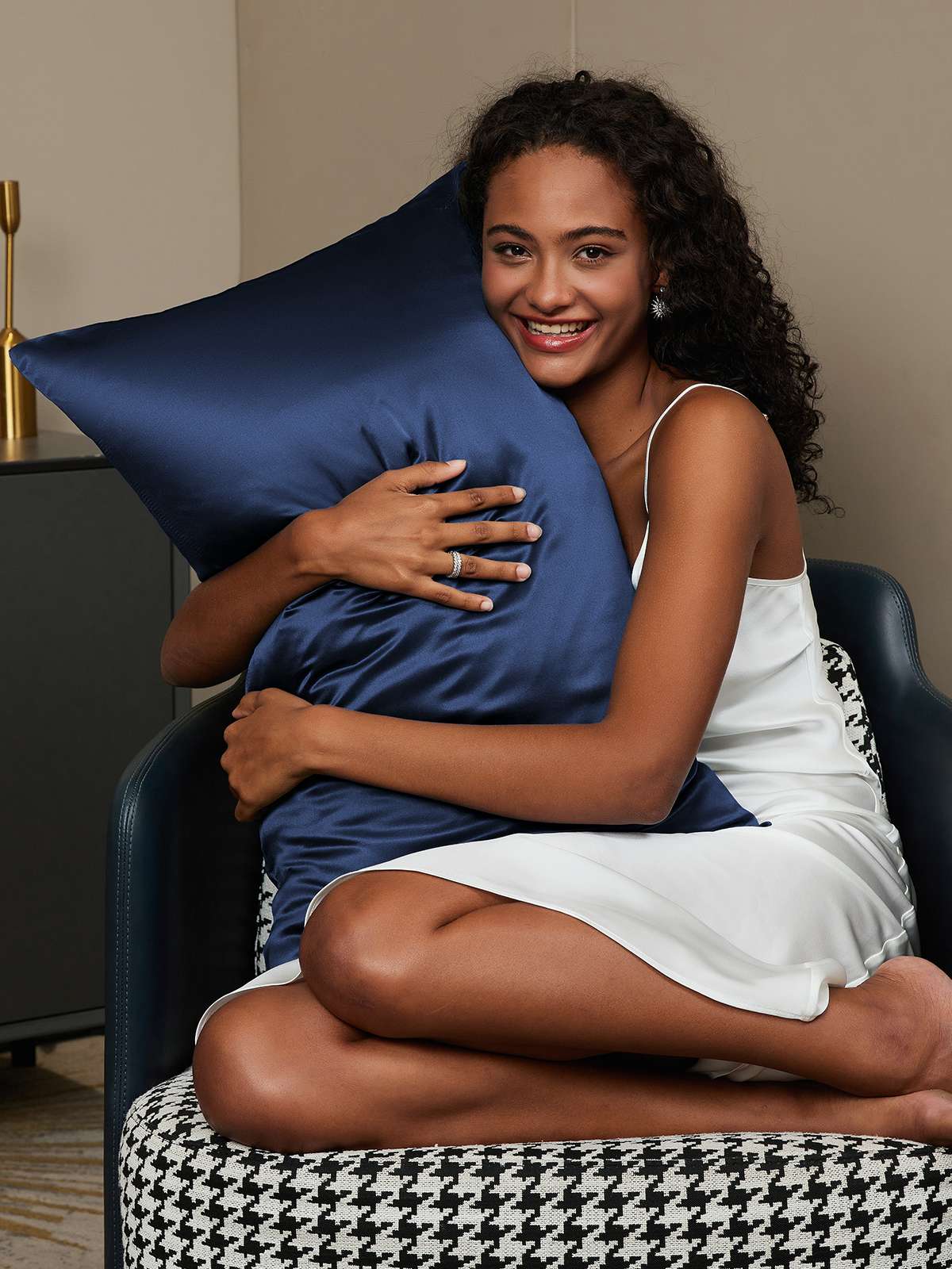 19Momme 100% Mulberry Silk Pillowcase - Hidden Zipper - Image 14