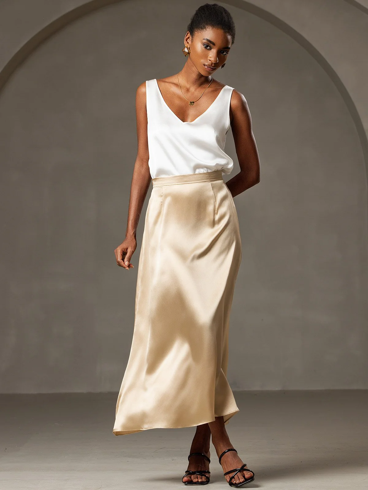 19Momme Silk A Line Maxi Skirt with Zipper Design - Image 17