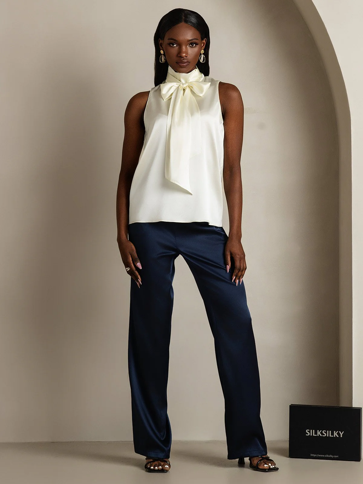 19Momme Silk Sleeveless Tie Neck Blouse - Image 26