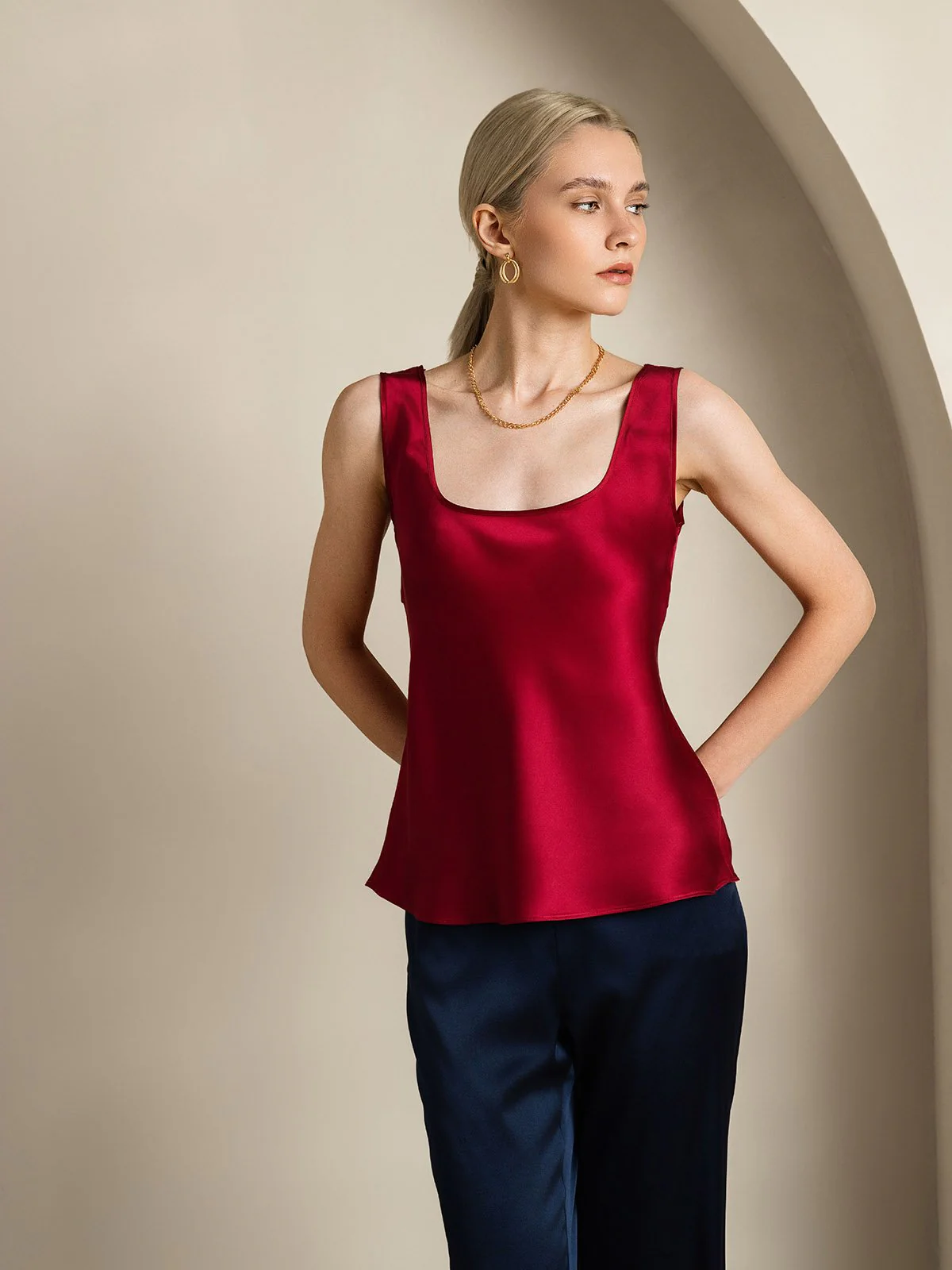 19Momme Silk Sleeveless U Neck Women's Tank Top - Image 41