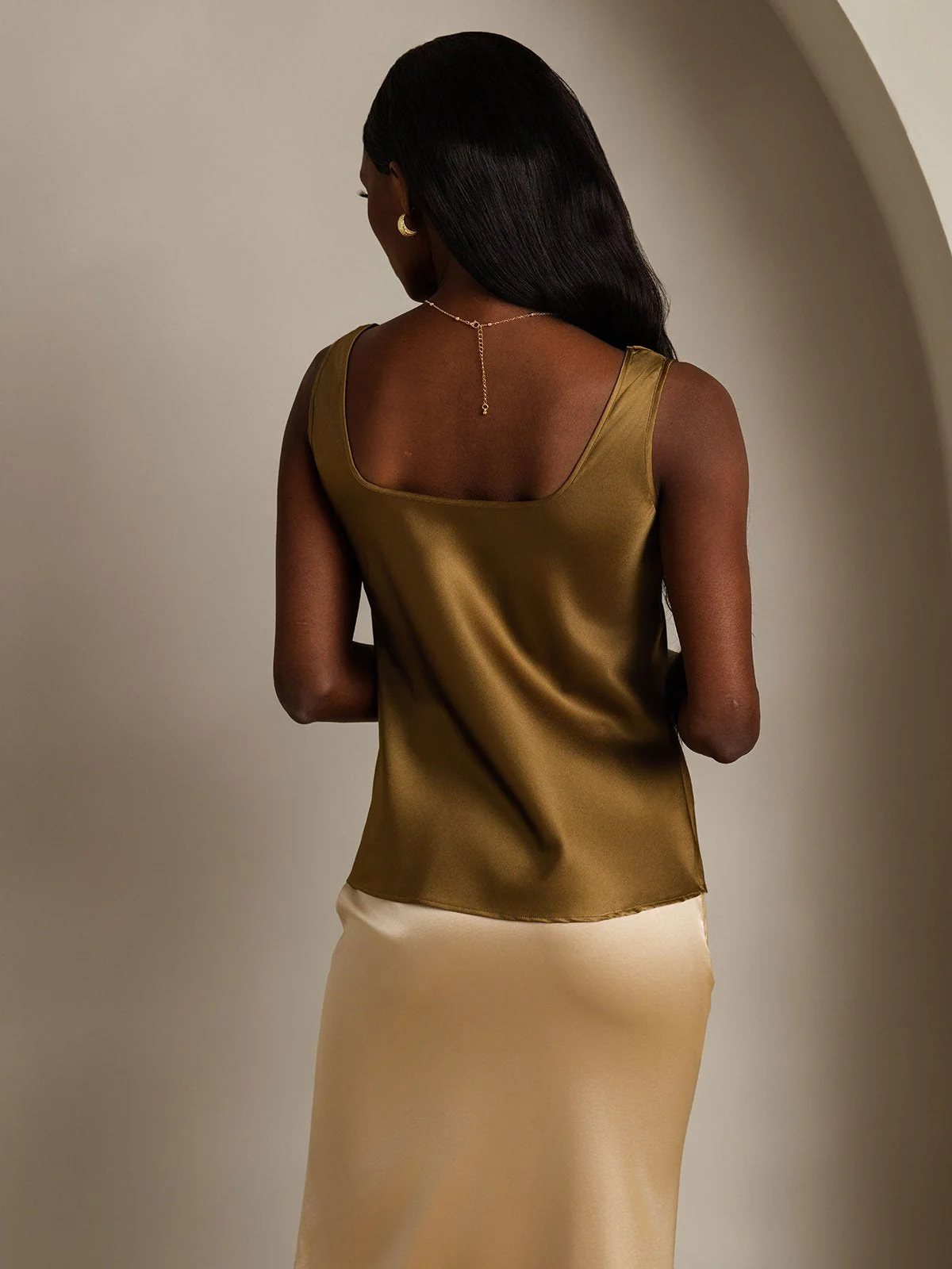 19Momme Silk Sleeveless U Neck Women's Tank Top - Image 55