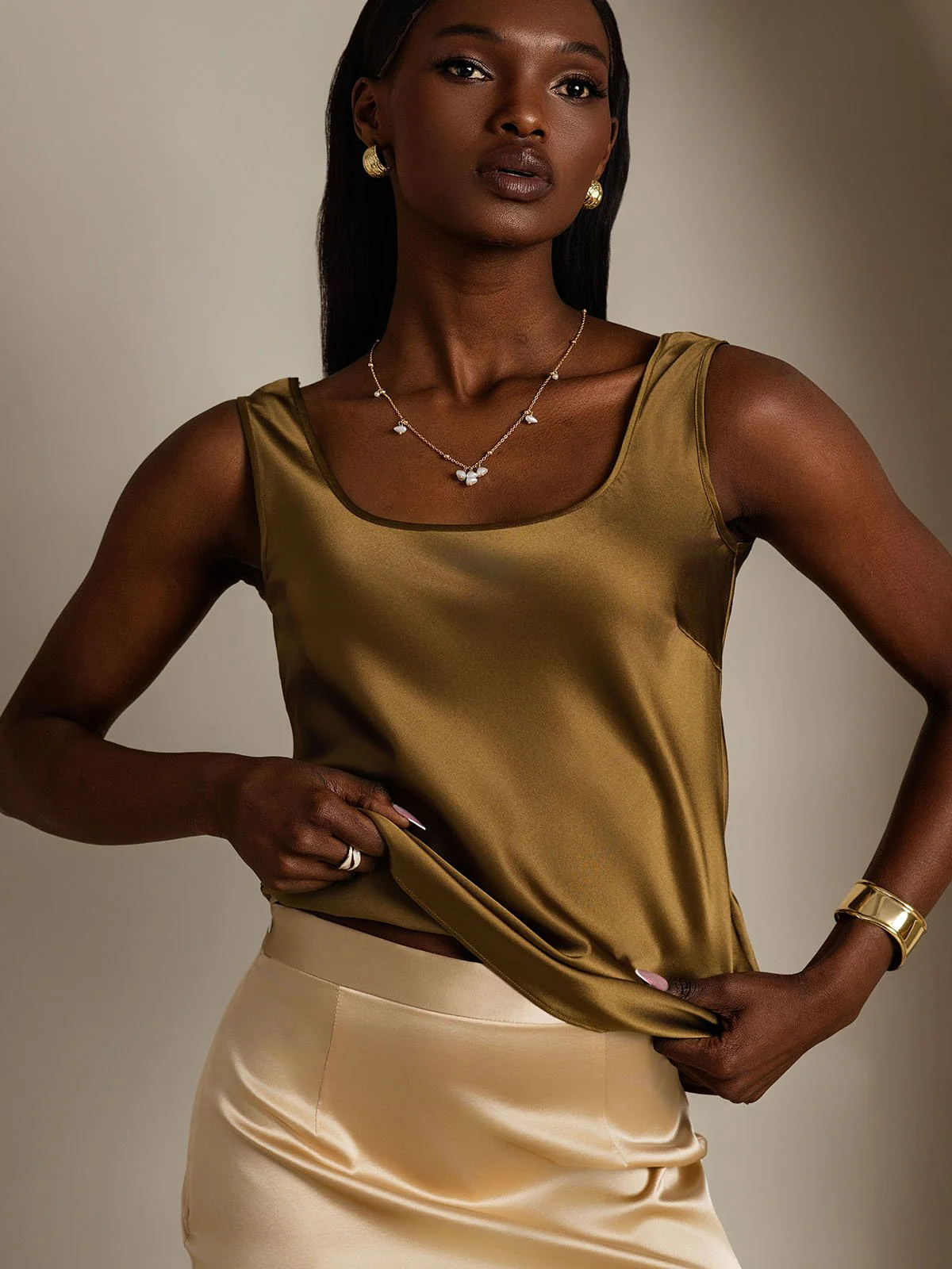 19Momme Silk Sleeveless U Neck Women's Tank Top - Image 56