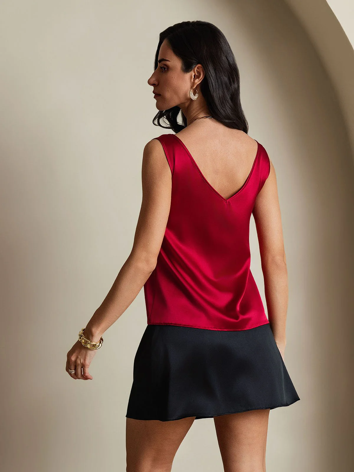 19Momme Silk Sleeveless V Neck Women's Tank Top with V Back Design - Image 36