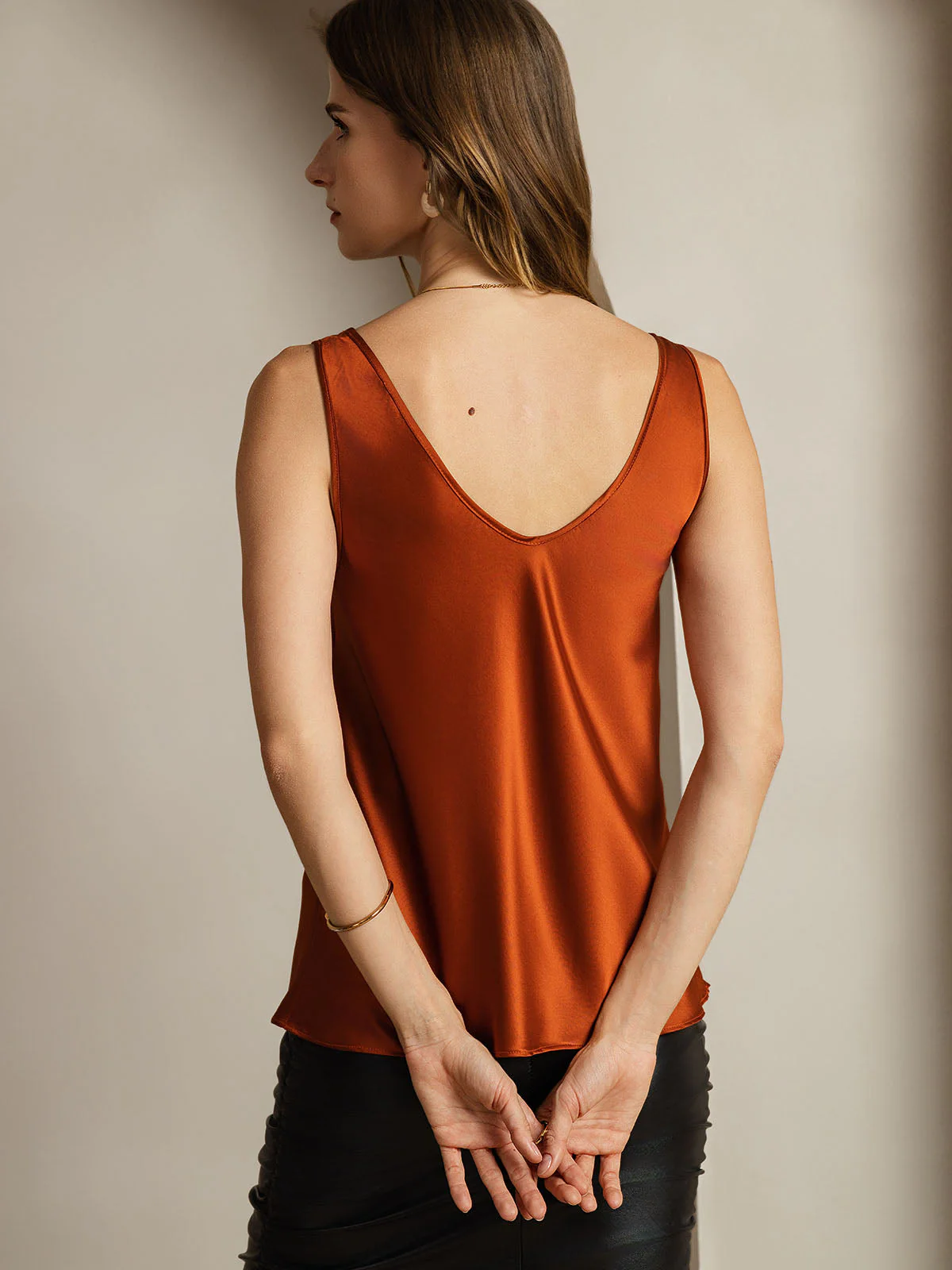 19Momme Silk Sleeveless V Neck Women's Tank Top with V Back Design - Image 66