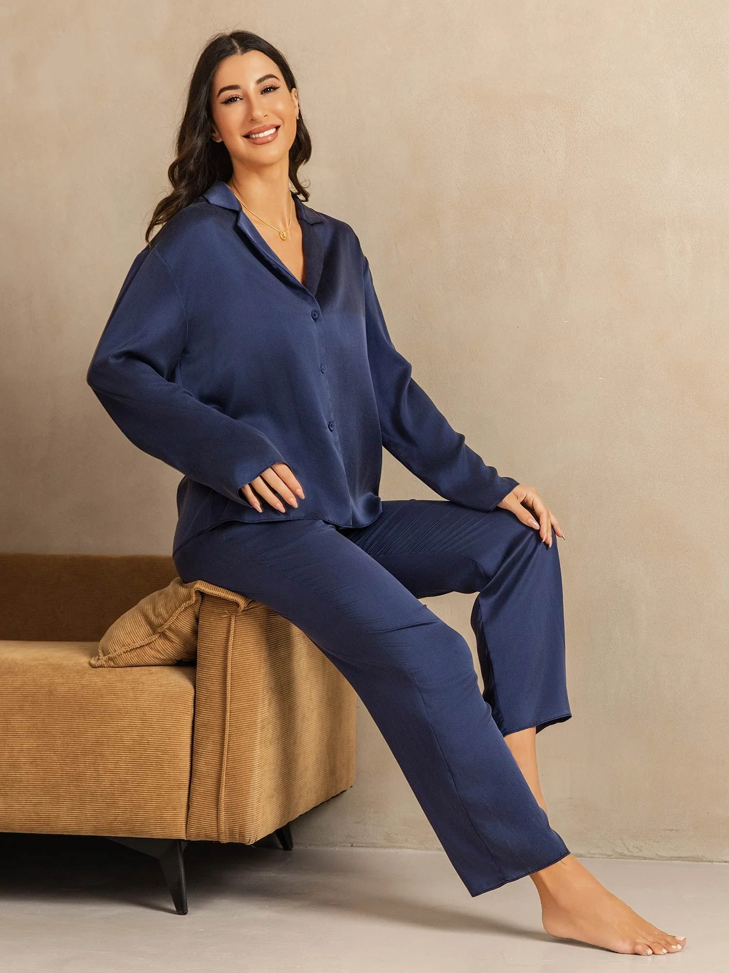 19Momme Washable Silk Long Sleeve Notch Collar Women's Pajamas Set - Image 16