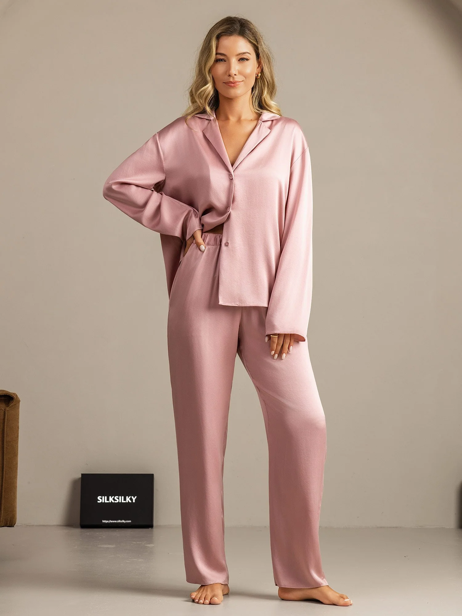 19Momme Washable Silk Long Sleeve Notch Collar Women's Pajamas Set - Image 19