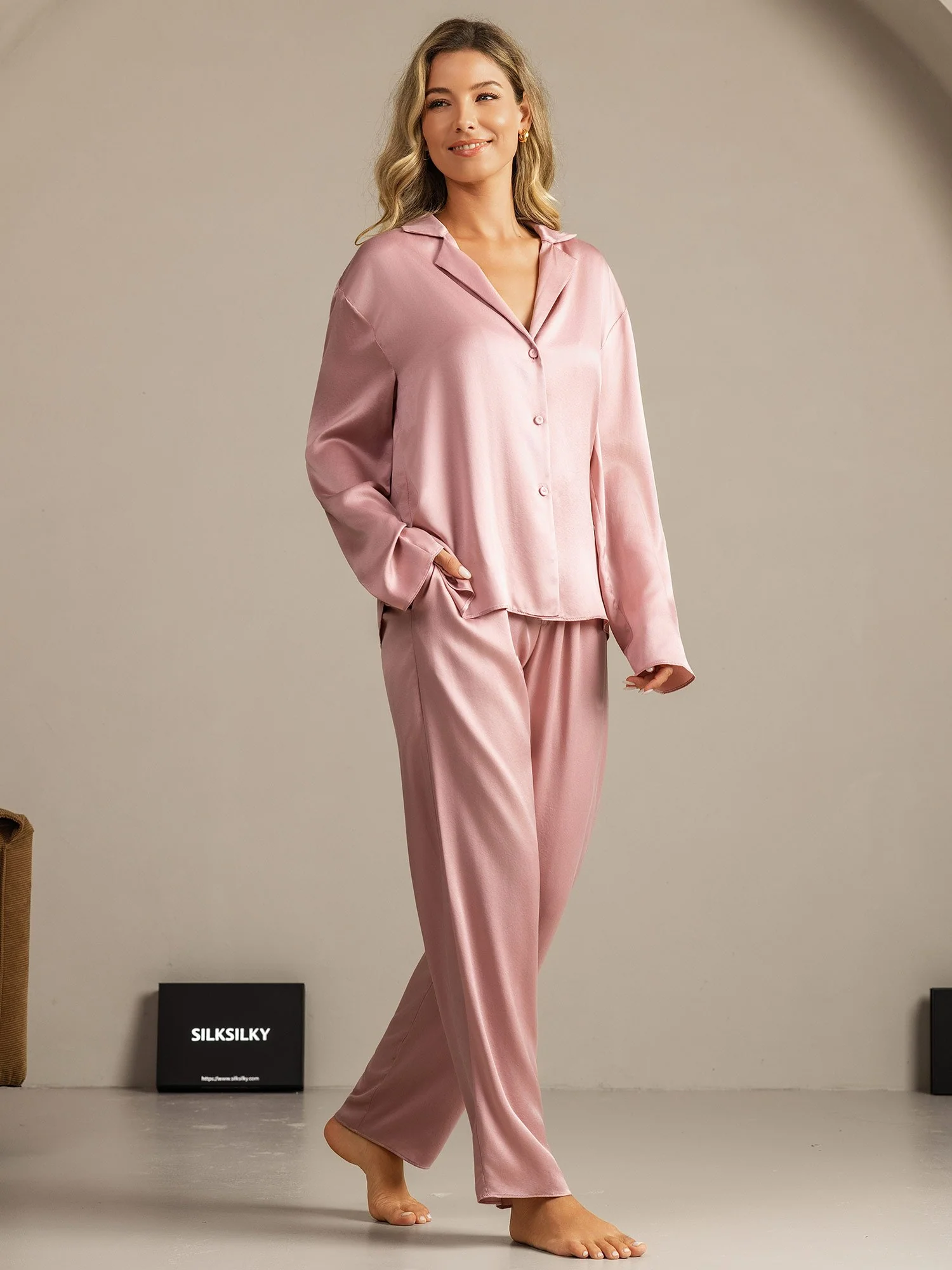 19Momme Washable Silk Long Sleeve Notch Collar Women's Pajamas Set - Image 22