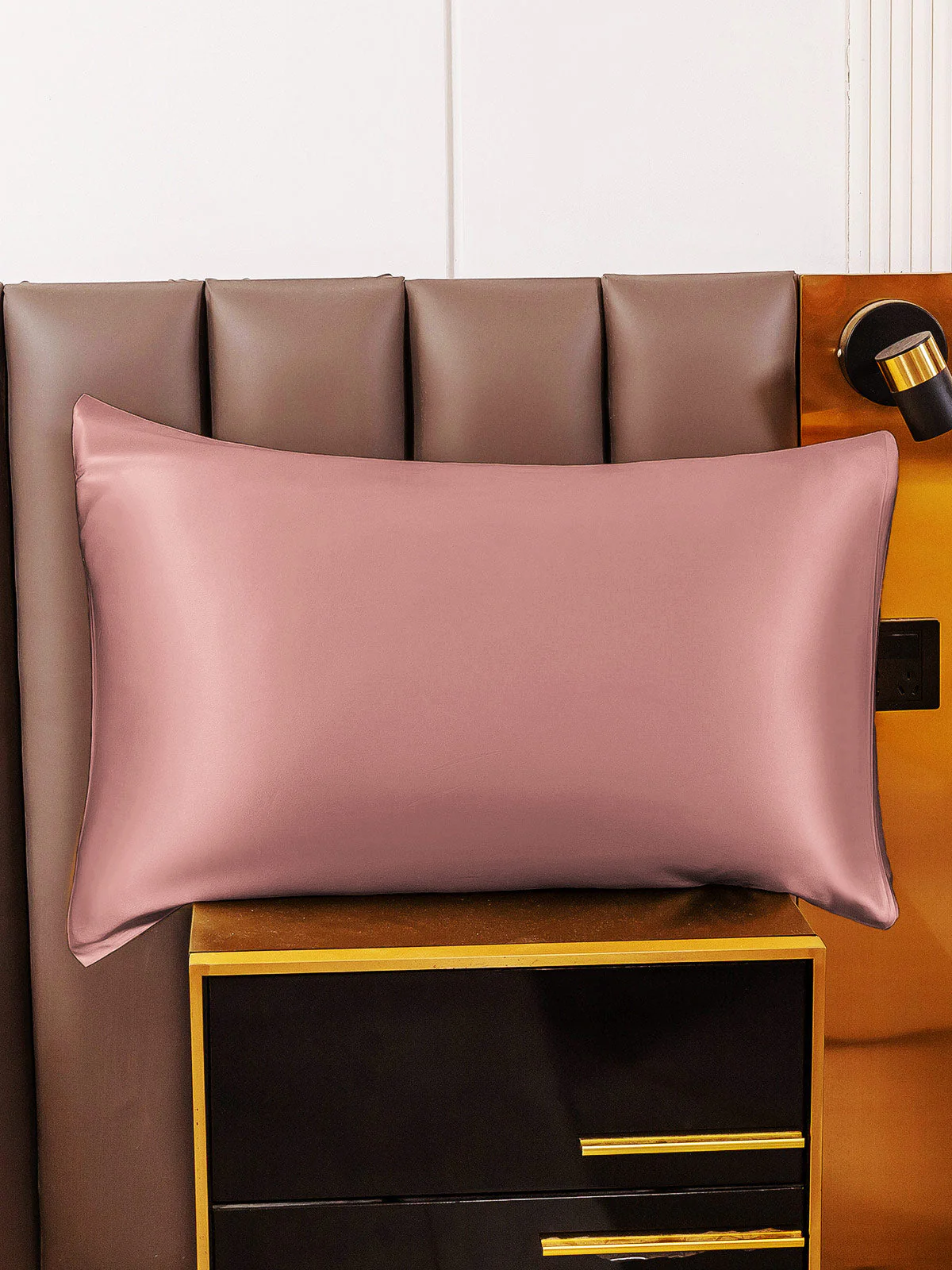 30Momme Luxurious 100% Silk Pillowcase - Hidden Zipper - Image 67