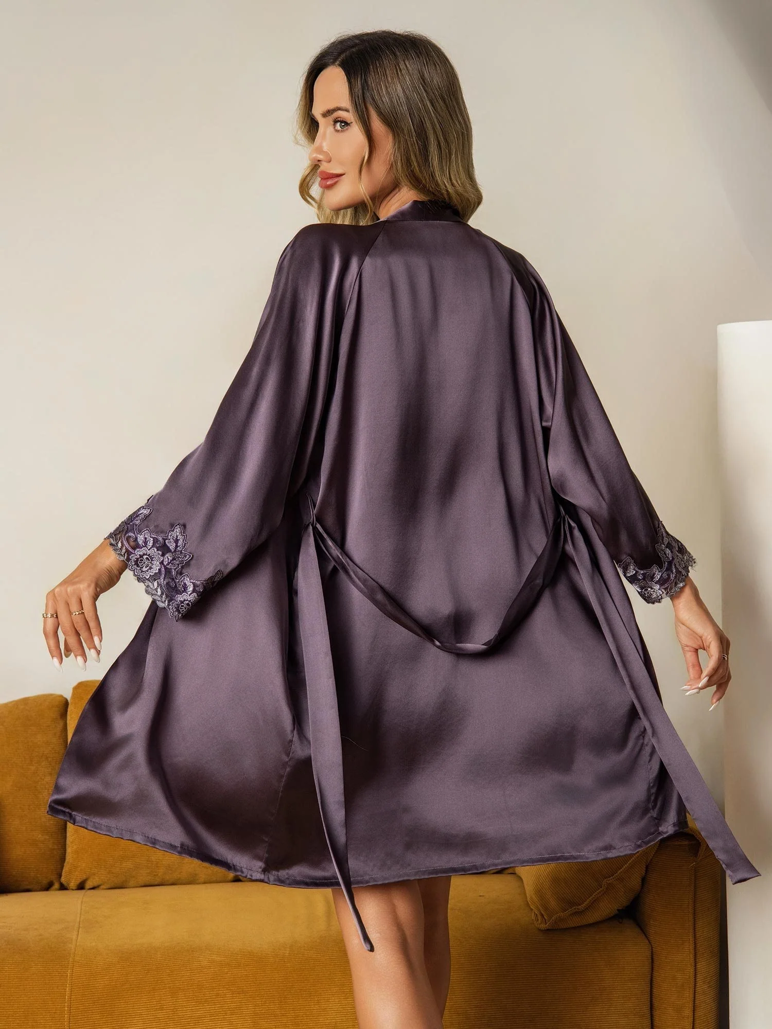 Elegant Pure Silk Lace Trimmed Robe and Camisole Set 3Pcs - Image 3