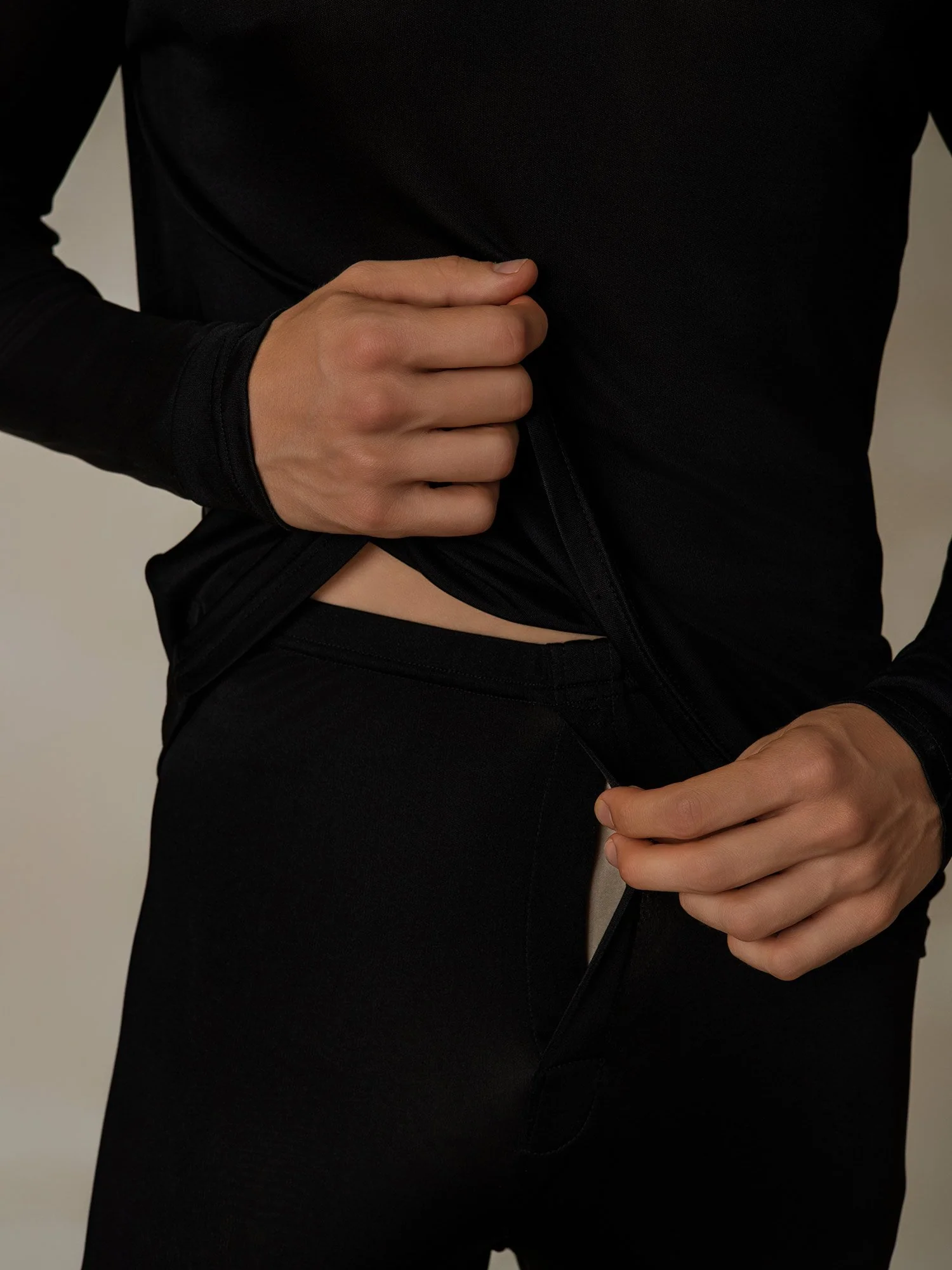 Men's Silk Jersey Long Sleeve Long Johns - Image 11