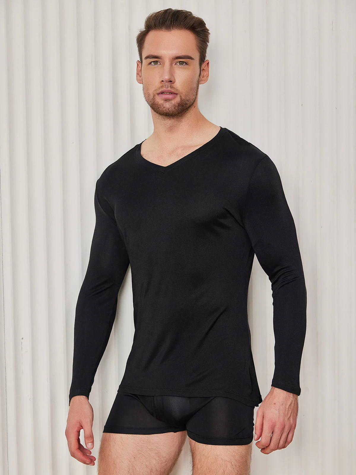 Mens V-Neck Long Sleeve Silk Knitted Tee - Image 4