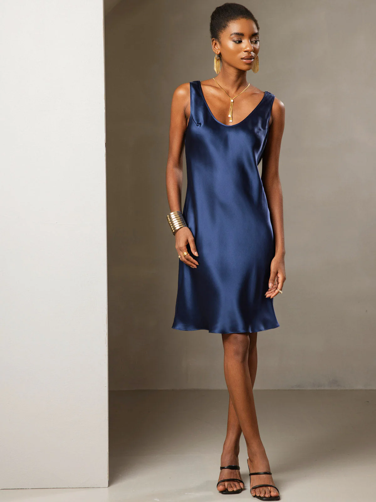 Pure Silk Sleeveless U Neck Short Dress - Image 12