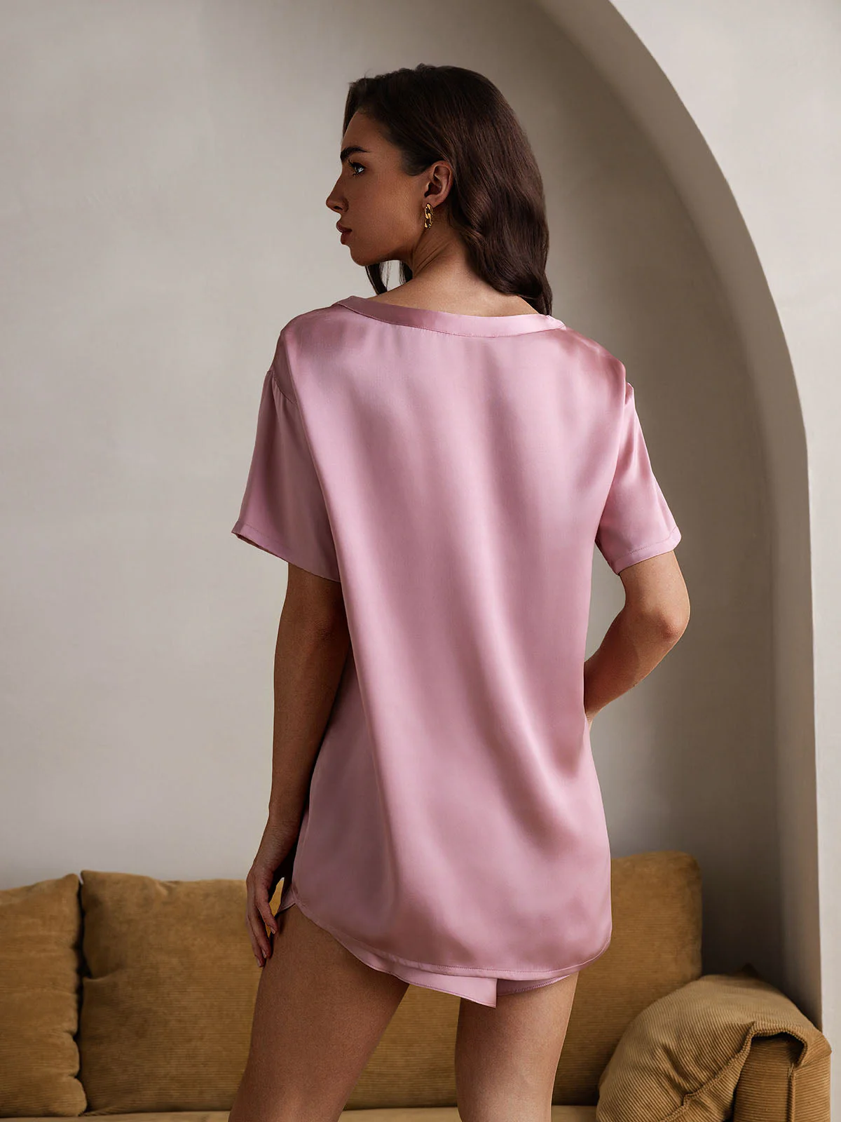 Pure Silk Short Sleeve Round Neck Women's Pajamas Set - Image 21
