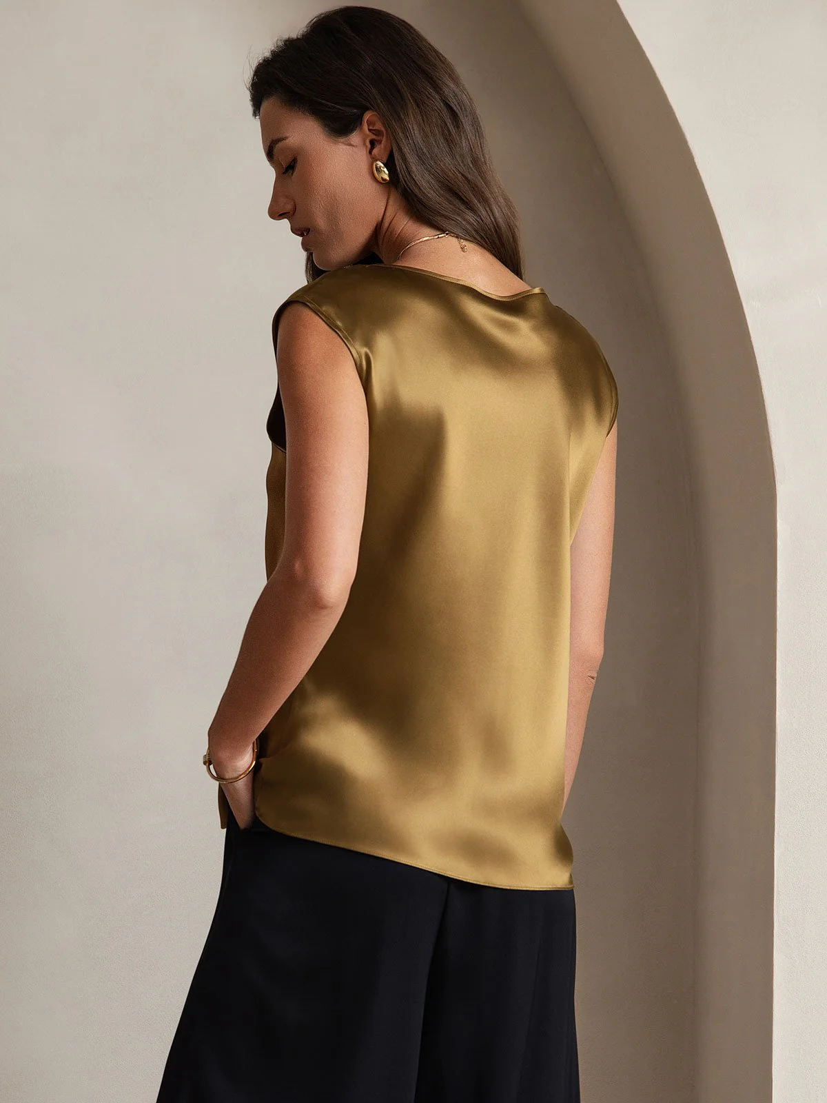 19Momme Silk Cap Sleeve Round Neck Women's Top - Image 15