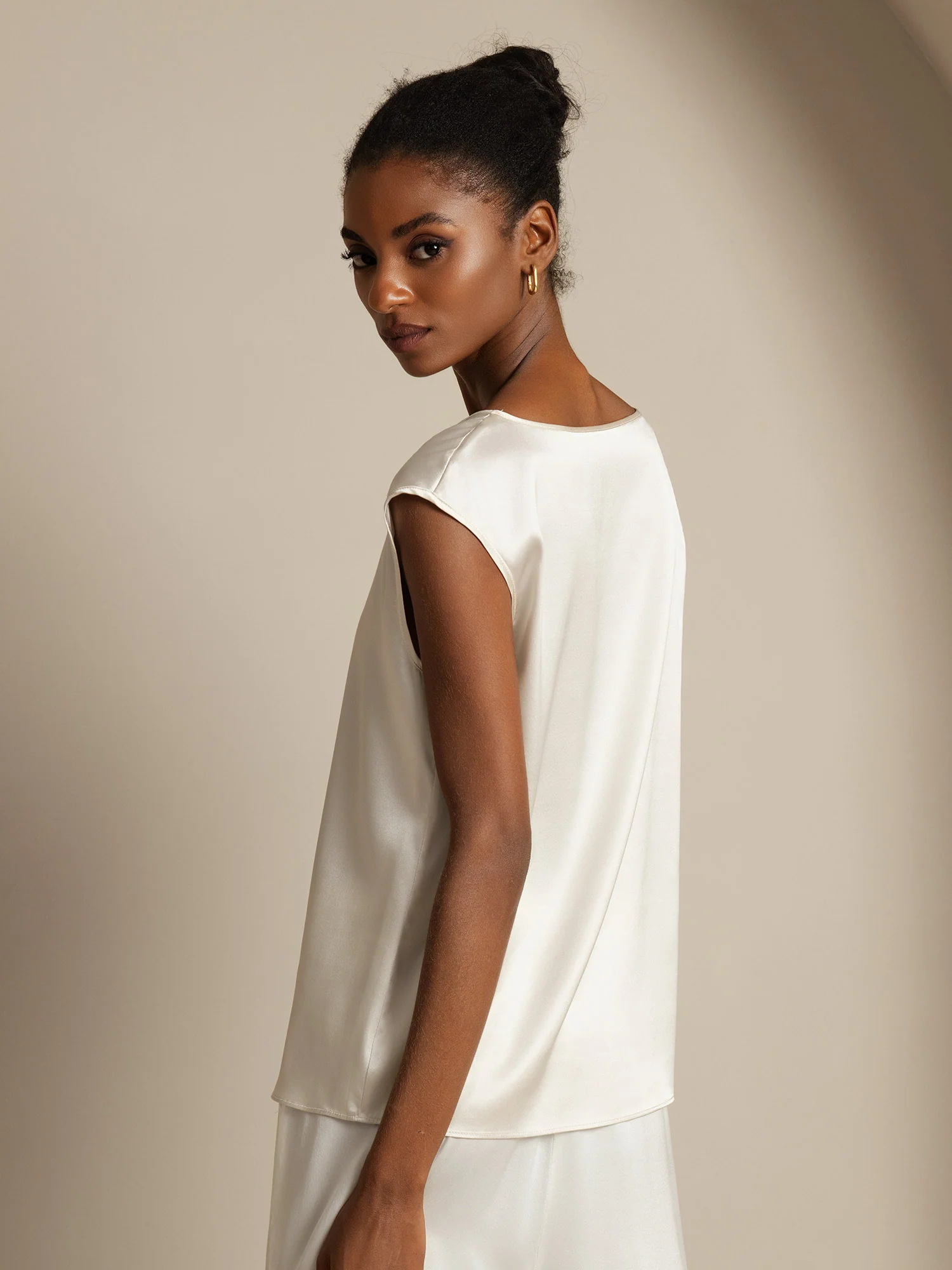 19Momme Silk Cap Sleeve Round Neck Women's Top - Image 26