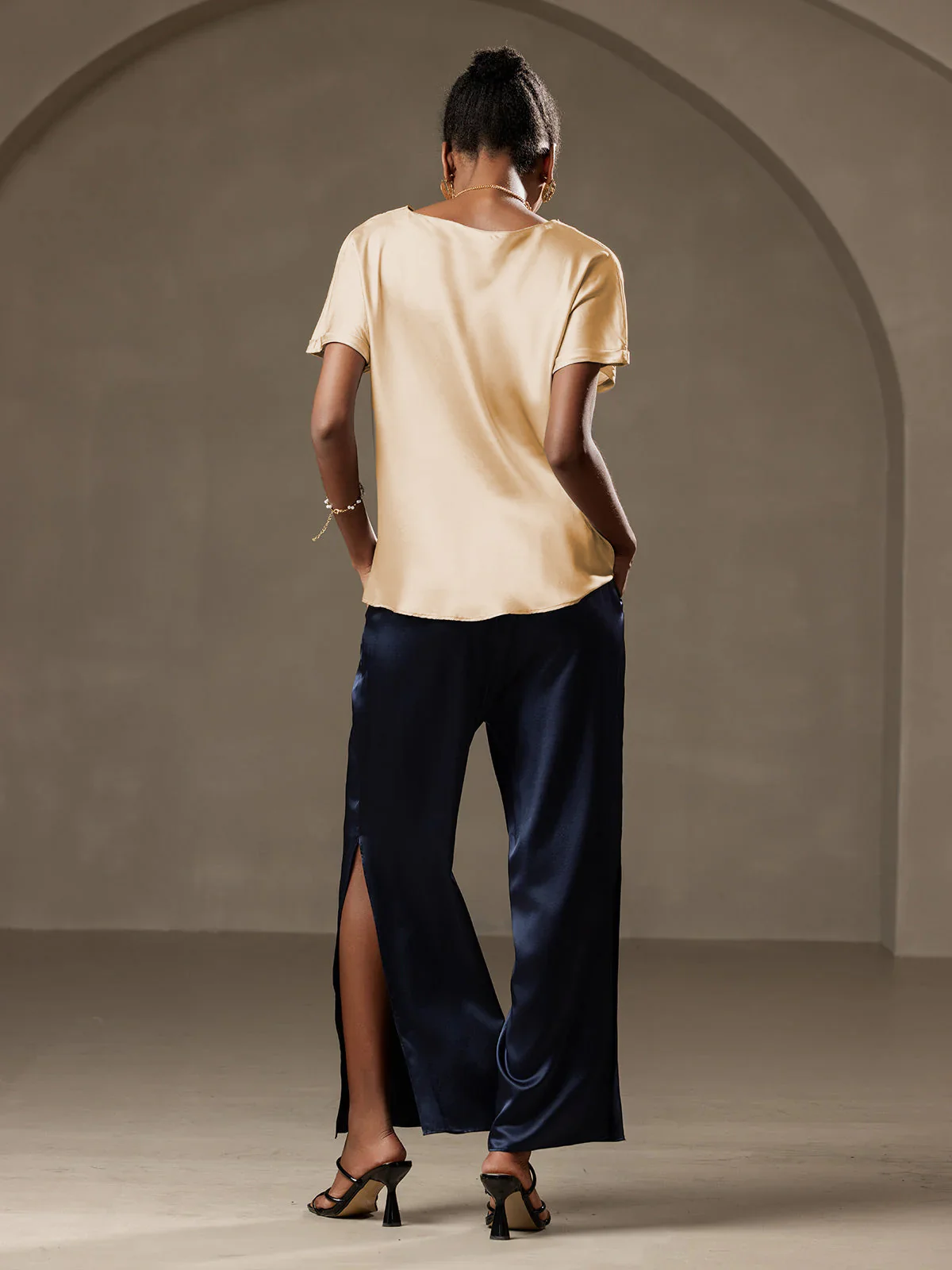 19Momme Silk Short Sleeve Boat Neck Women's T-Shirt - Image 56