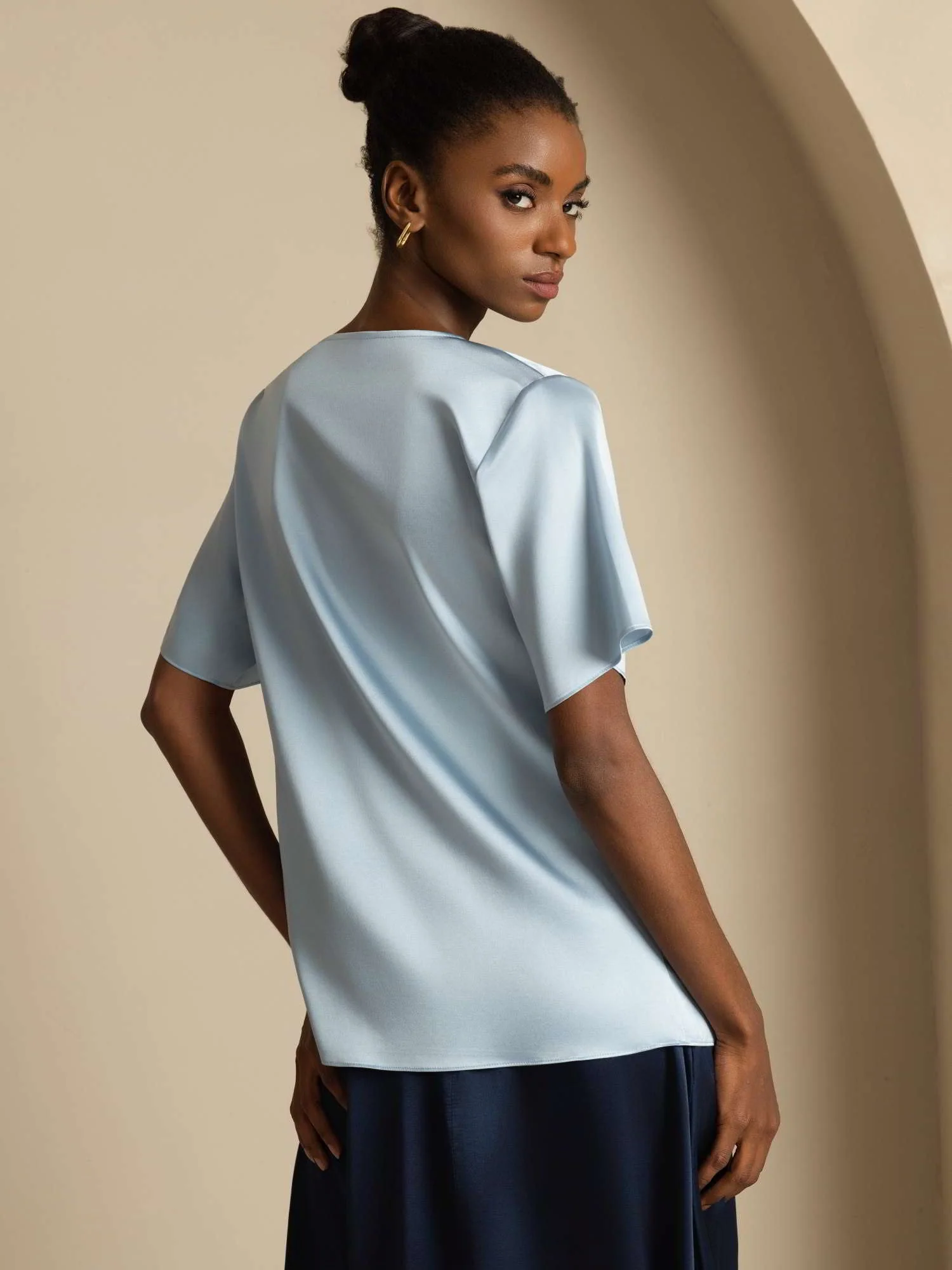 19Momme Women's Silk Short Sleeve Cowl Neck T-Shirt - Image 22