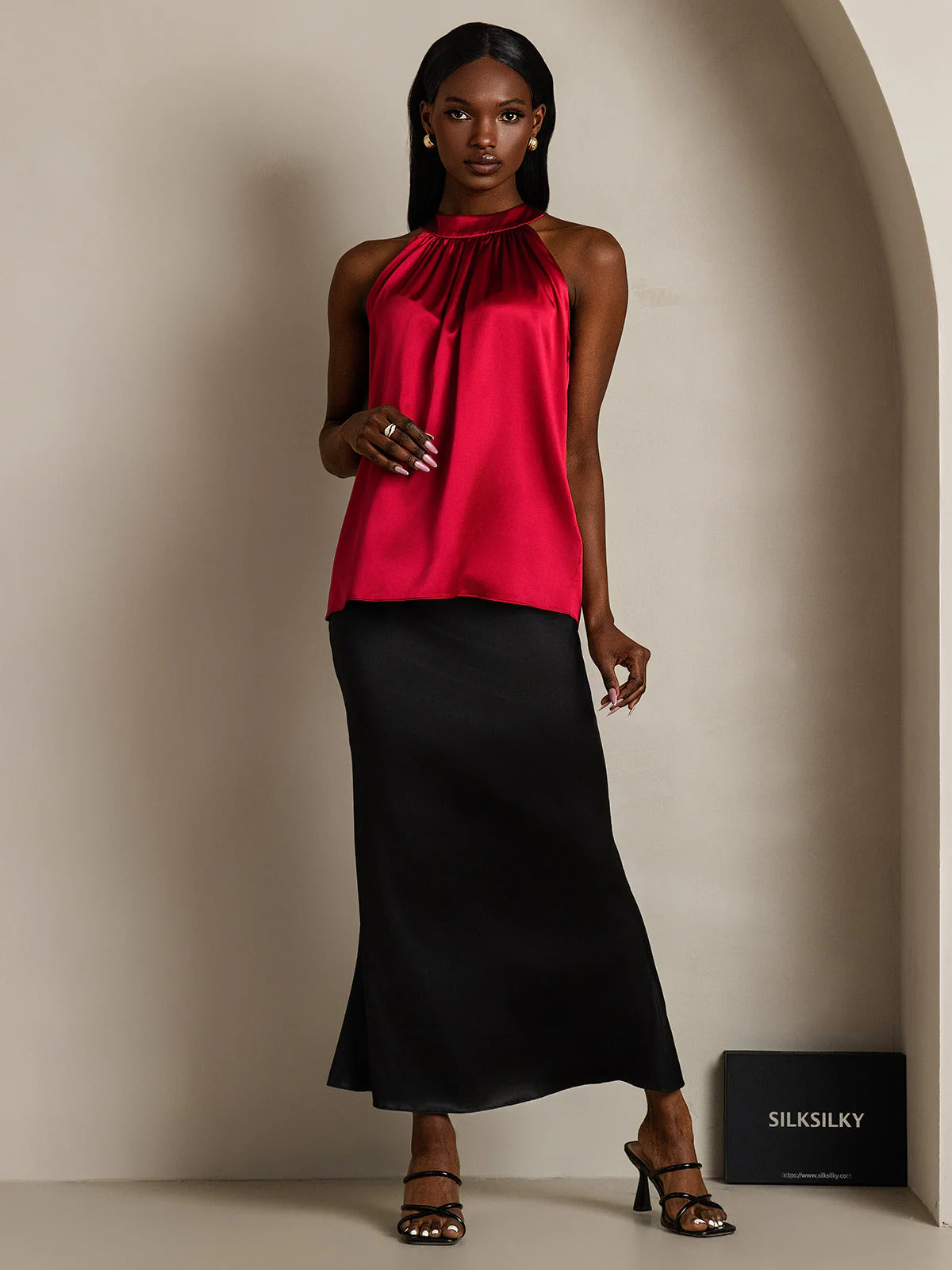 19Momme Silk Sleeveless Halter Neck Women's Top - Image 22