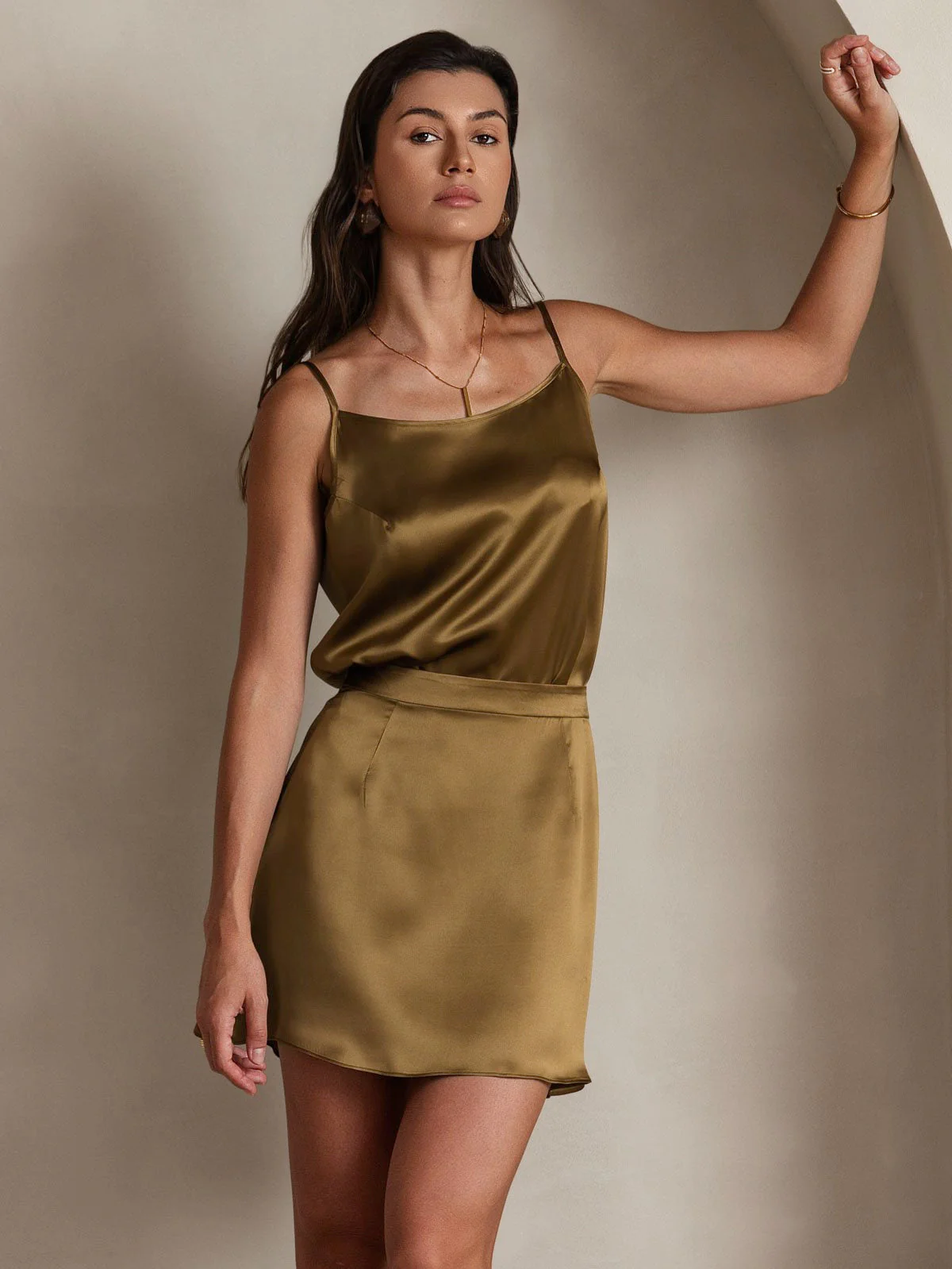 19Momme Silk Spaghetti Strap Round Neck Camisoles - Image 49