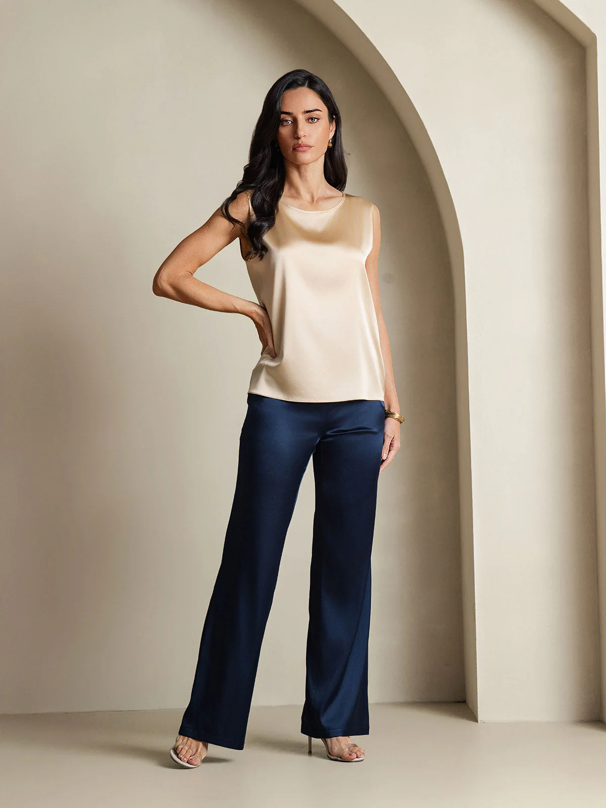 19Momme Silk Sleeveless Round Neck Women's Tank Top - Image 26
