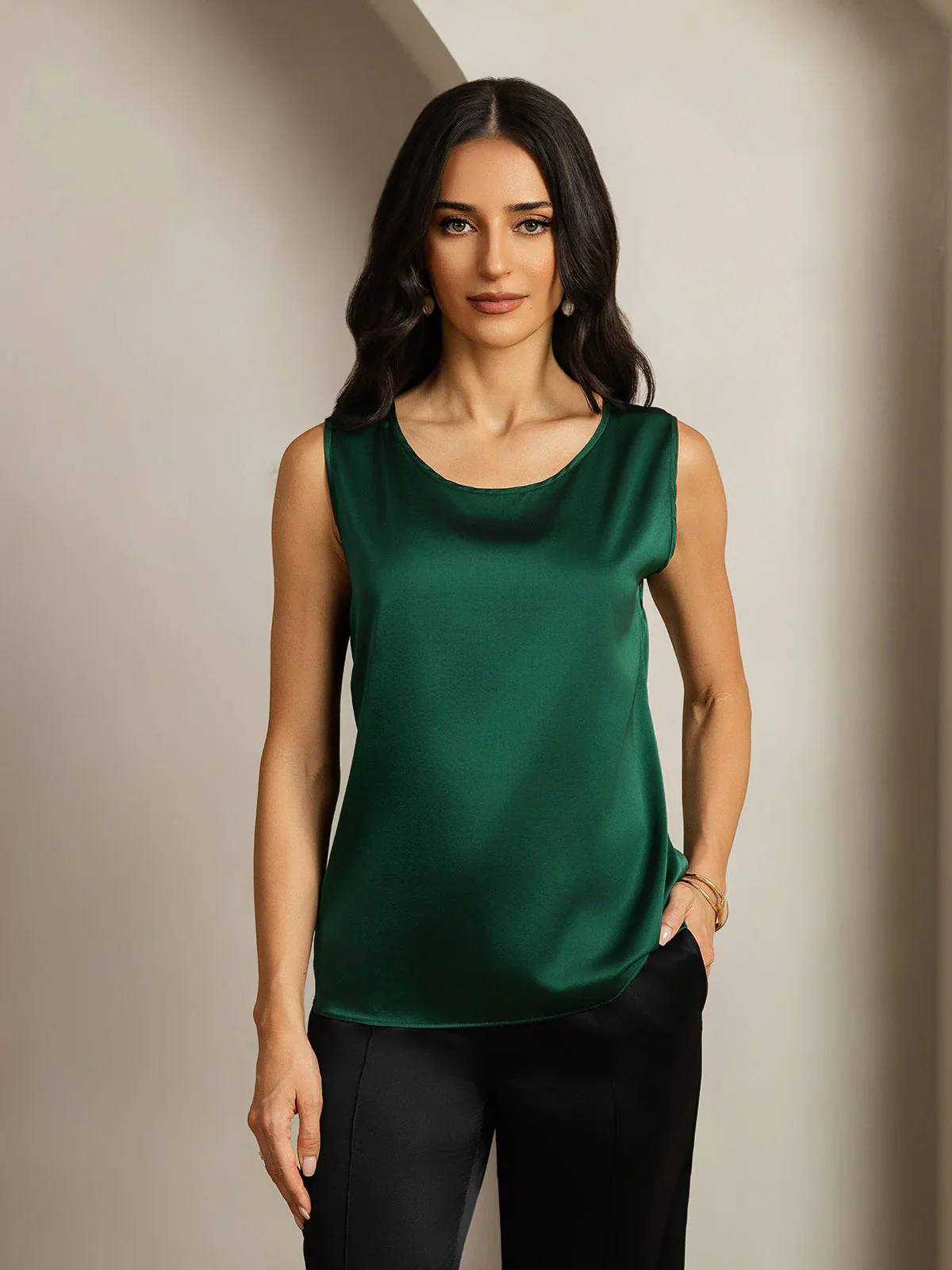 19Momme Silk Sleeveless Round Neck Women's Tank Top - Image 31