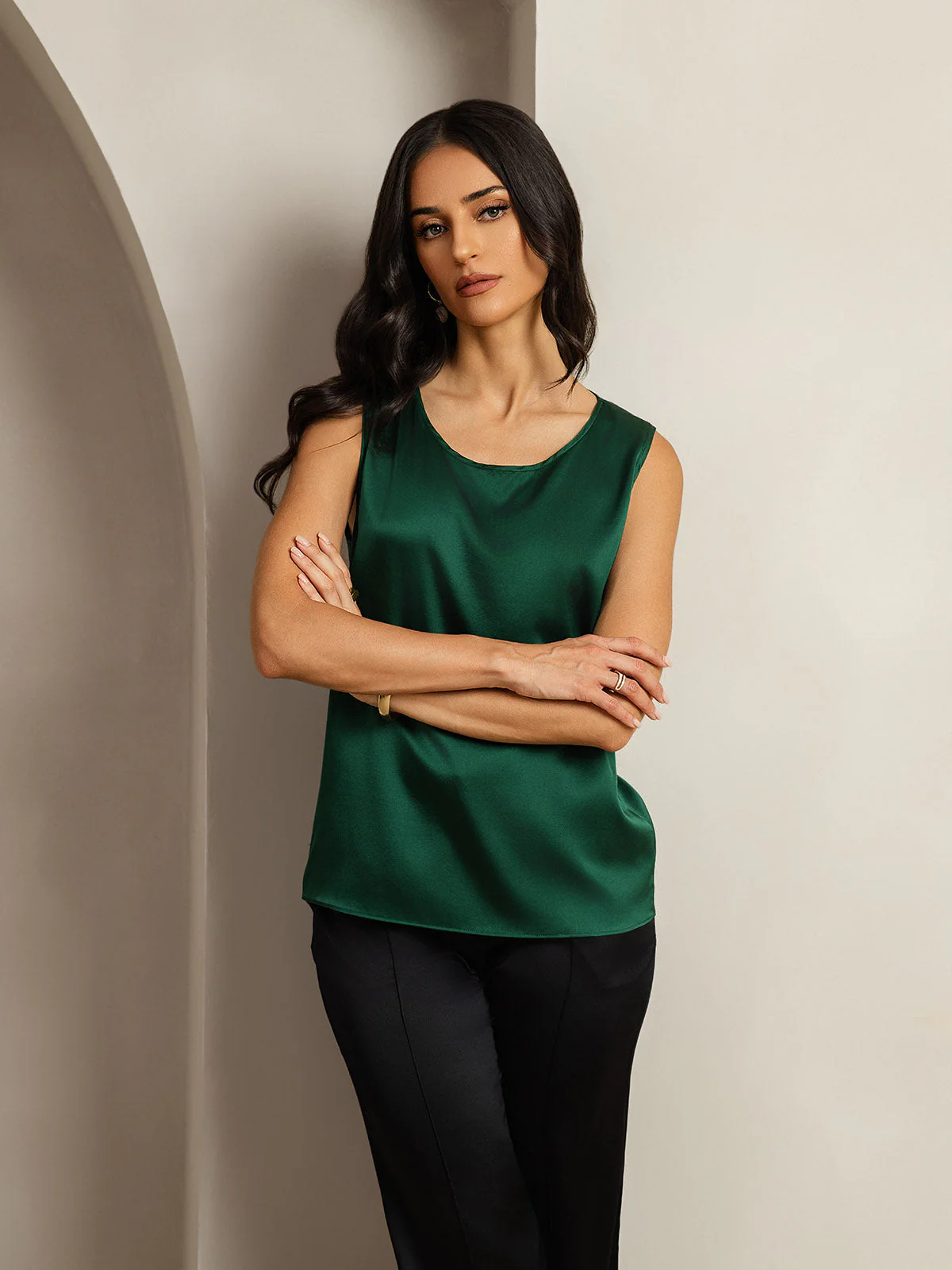 19Momme Silk Sleeveless Round Neck Women's Tank Top - Image 32
