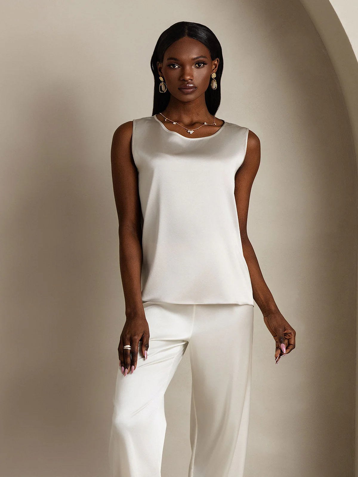 19Momme Silk Sleeveless Round Neck Women's Tank Top - Image 47