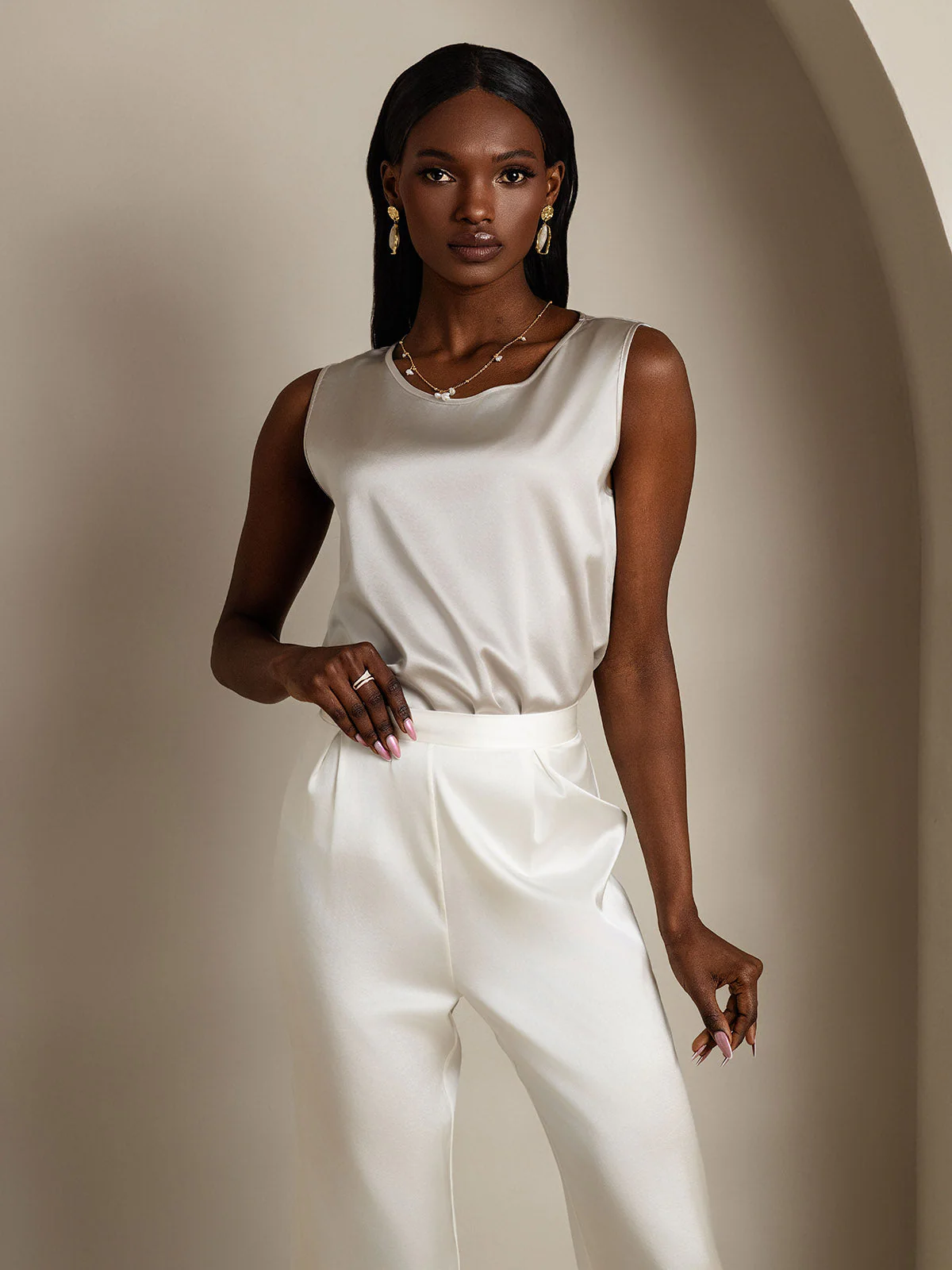 19Momme Silk Sleeveless Round Neck Women's Tank Top - Image 48