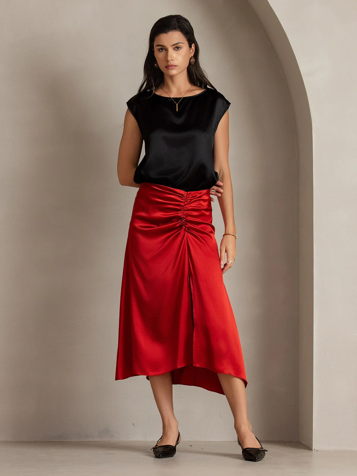 Silk Pleated High Slit Skirt - Image 21