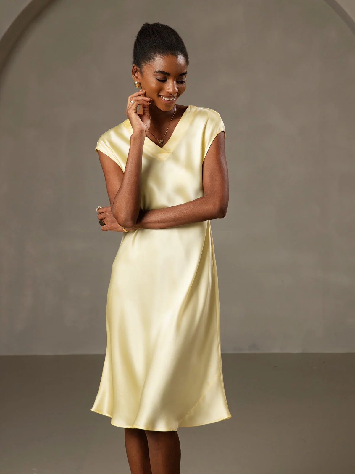 Pure Silk Cap Sleeve V-neck Knee Nightgown - Image 31