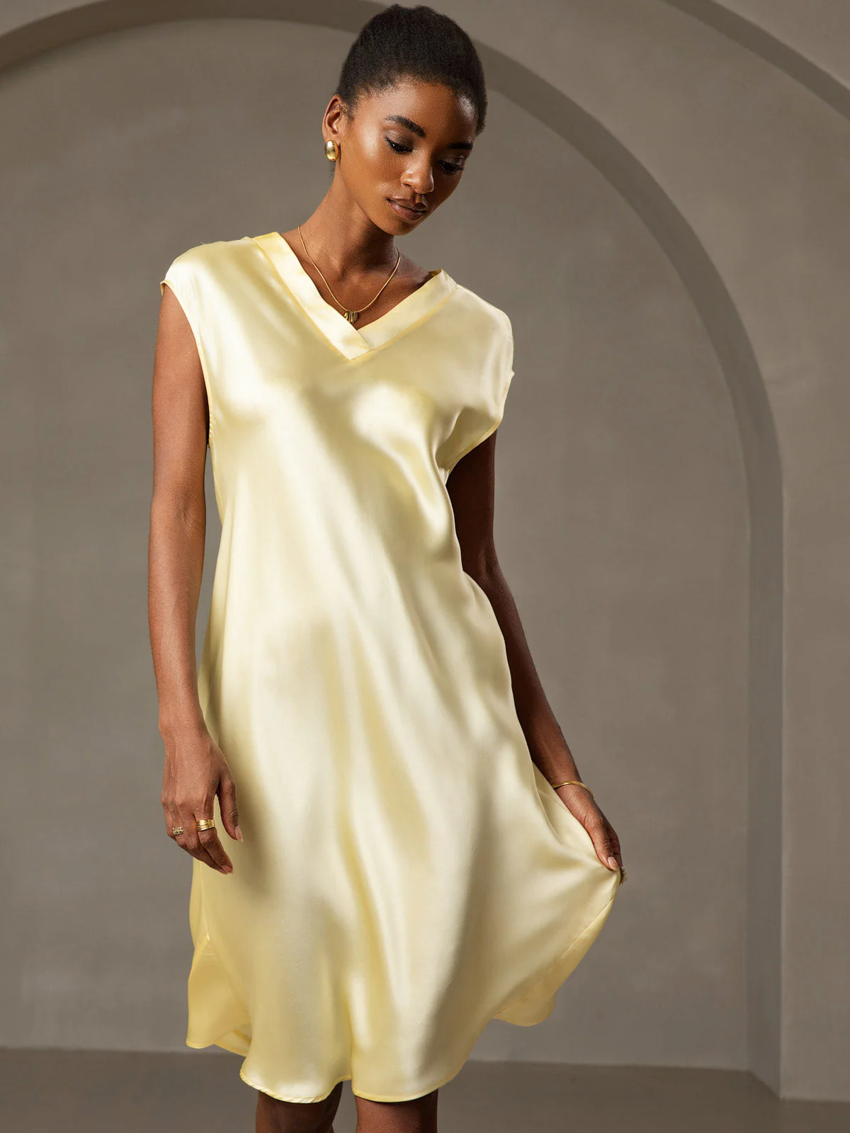 Pure Silk Cap Sleeve V-neck Knee Nightgown - Image 33