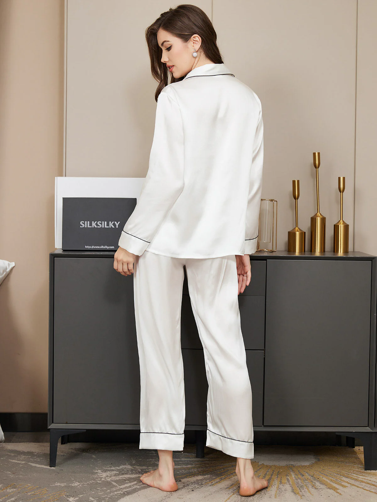 Women's Pure Silk Long Sleeve Button Up Pajamas Set - Image 58