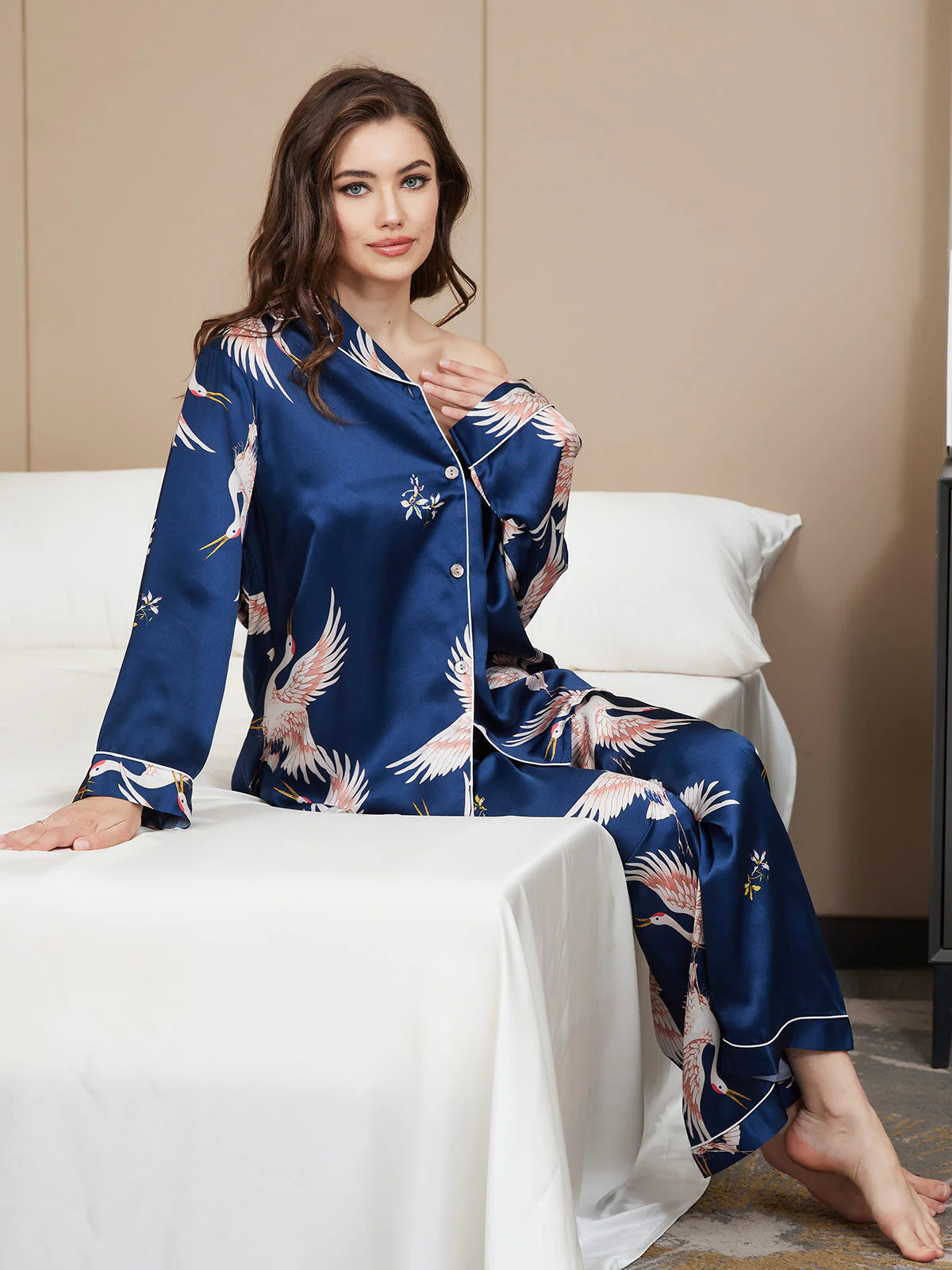 19Momme Women's Pure Silk Crane Print Long Sleeve Notch Collar Pajamas Set - Image 14