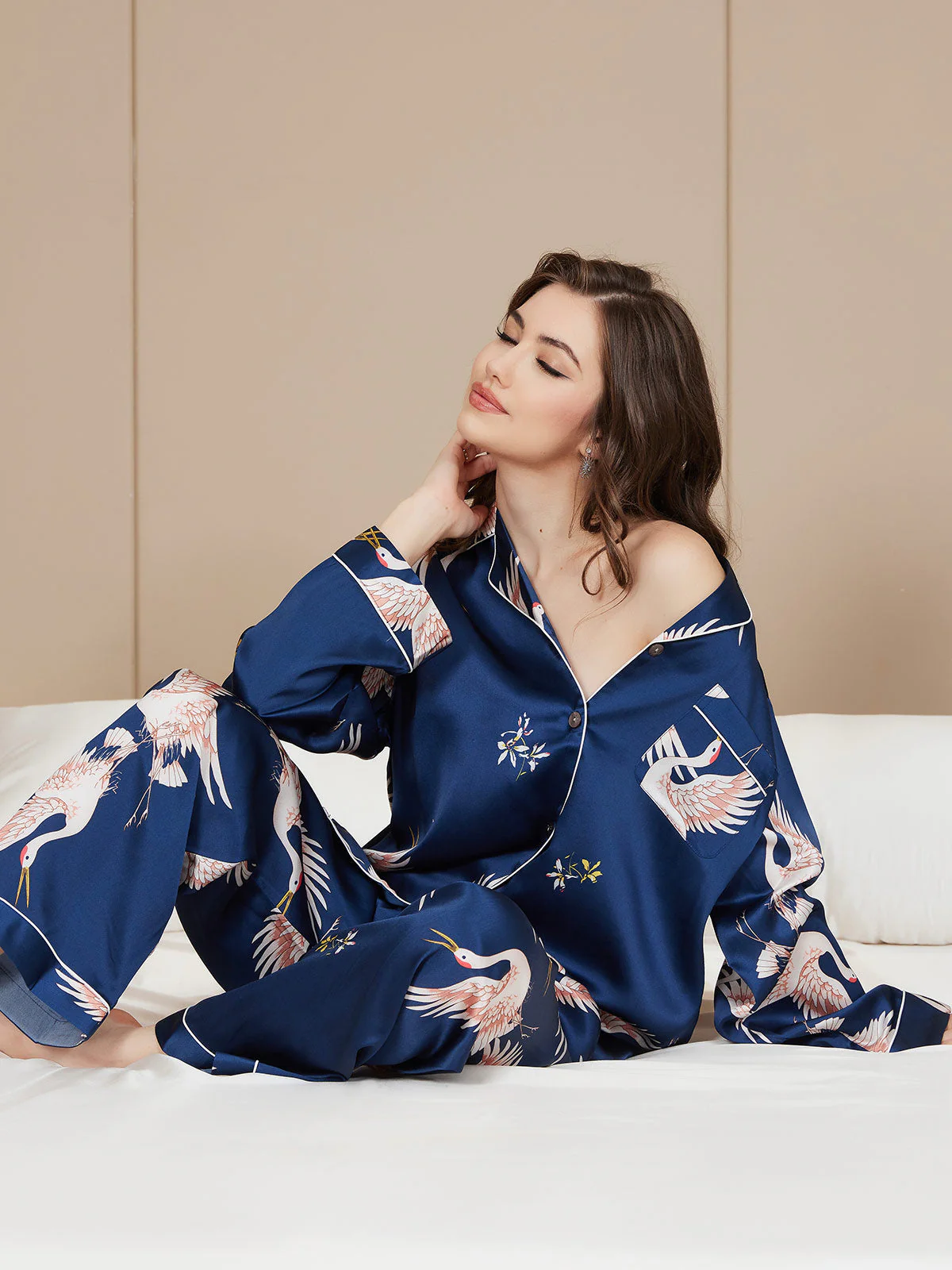 19Momme Women's Pure Silk Crane Print Long Sleeve Notch Collar Pajamas Set - Image 9