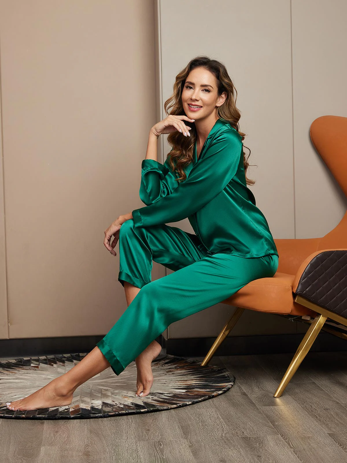 Pure Silk Long Sleeve Women's Pajamas Set - Image 39