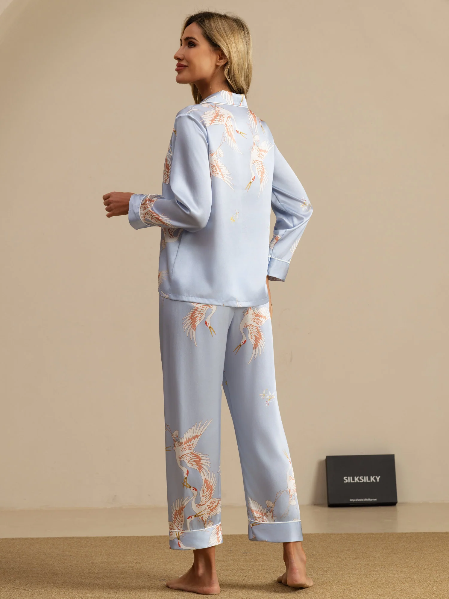 19Momme Pure Silk Crane Print Women's Long Sleeve Notch Collar Pajamas Set - Image 38