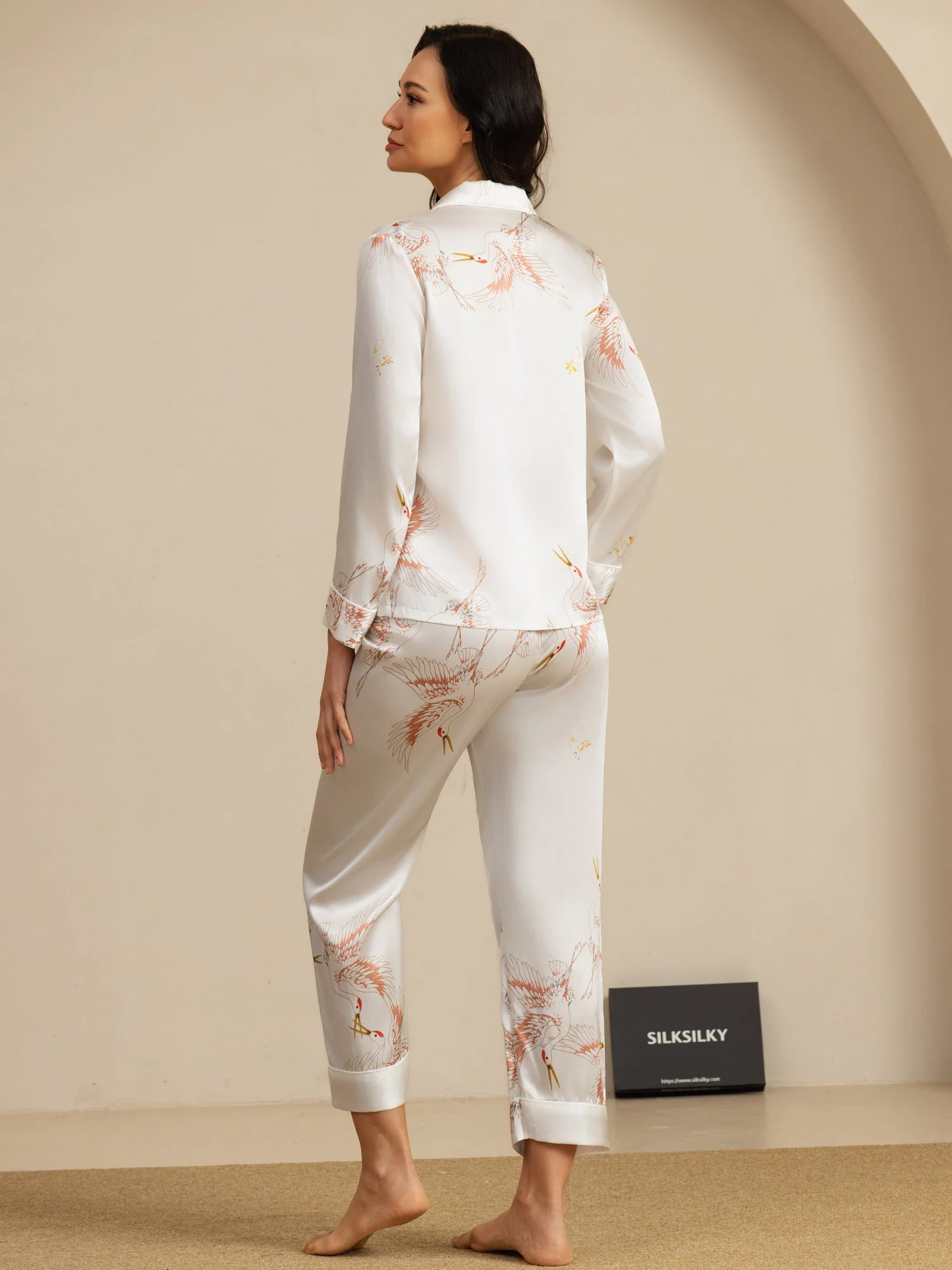 19Momme Pure Silk Crane Print Women's Long Sleeve Notch Collar Pajamas Set - Image 45